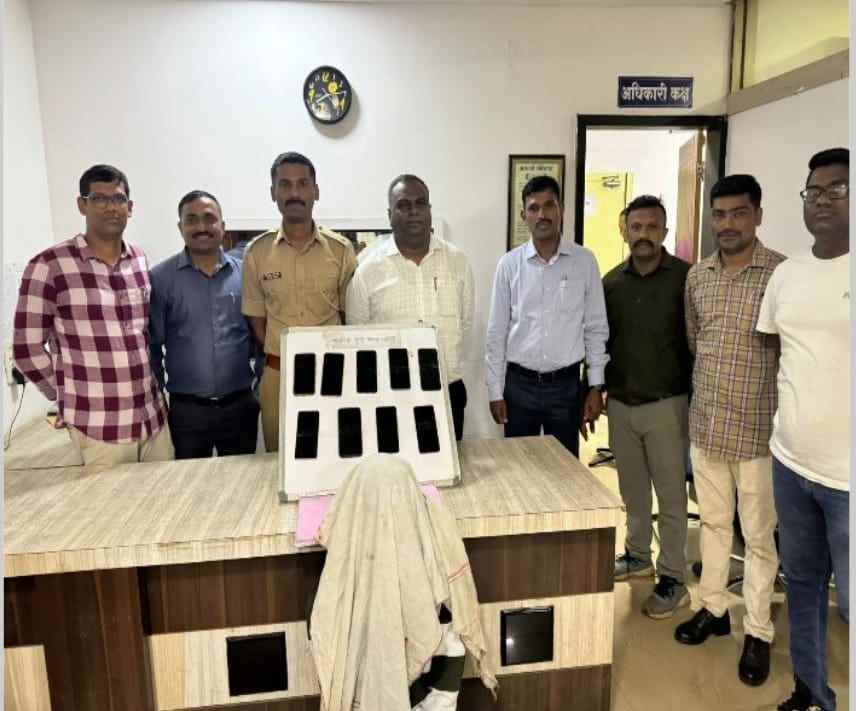 बल्लारपूरातून मोबाइल चोरट्याकडून ९ मोबाइल जप्त:स्थानिक गुन्हे शाखेची कारवाई